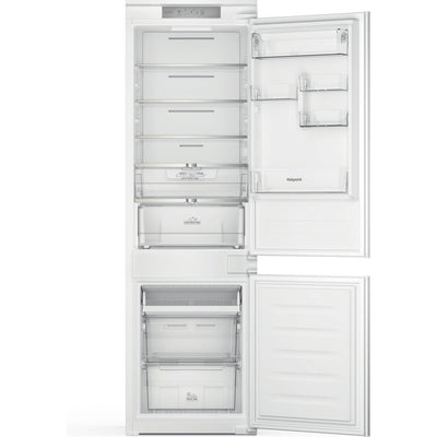 Hotpoint Integrated Frost Free 70/30 Fridge Freezer with Sliding Hinge Door Fixing  HTC18T322